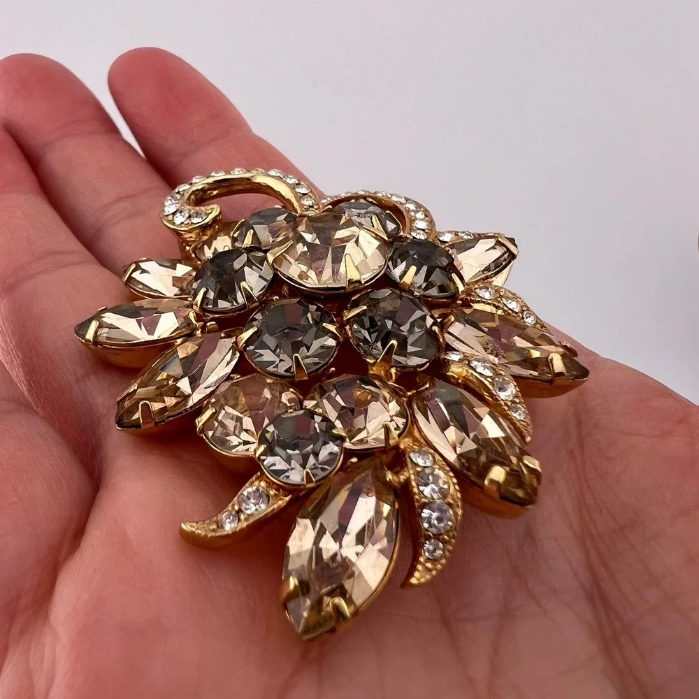 Eisenberg ICE Rhinestone Brooch Gold Tone Vintage Statement Pin 2 1/4